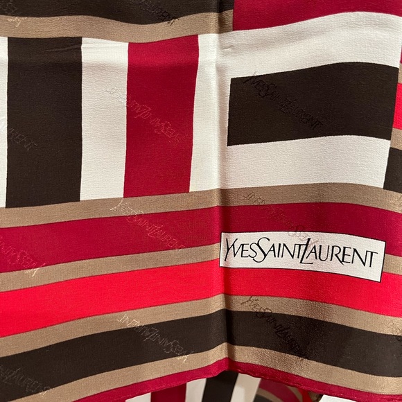 Authentic YSL gorgeous Scarf - Picture 10 of 10